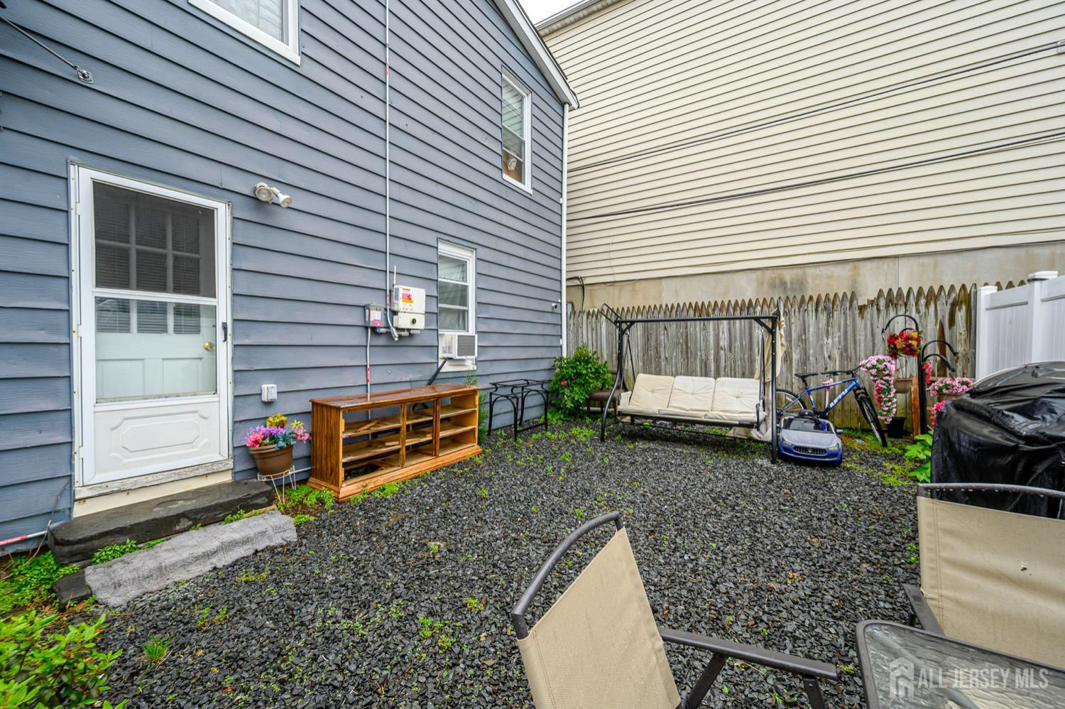 109 Washington Street