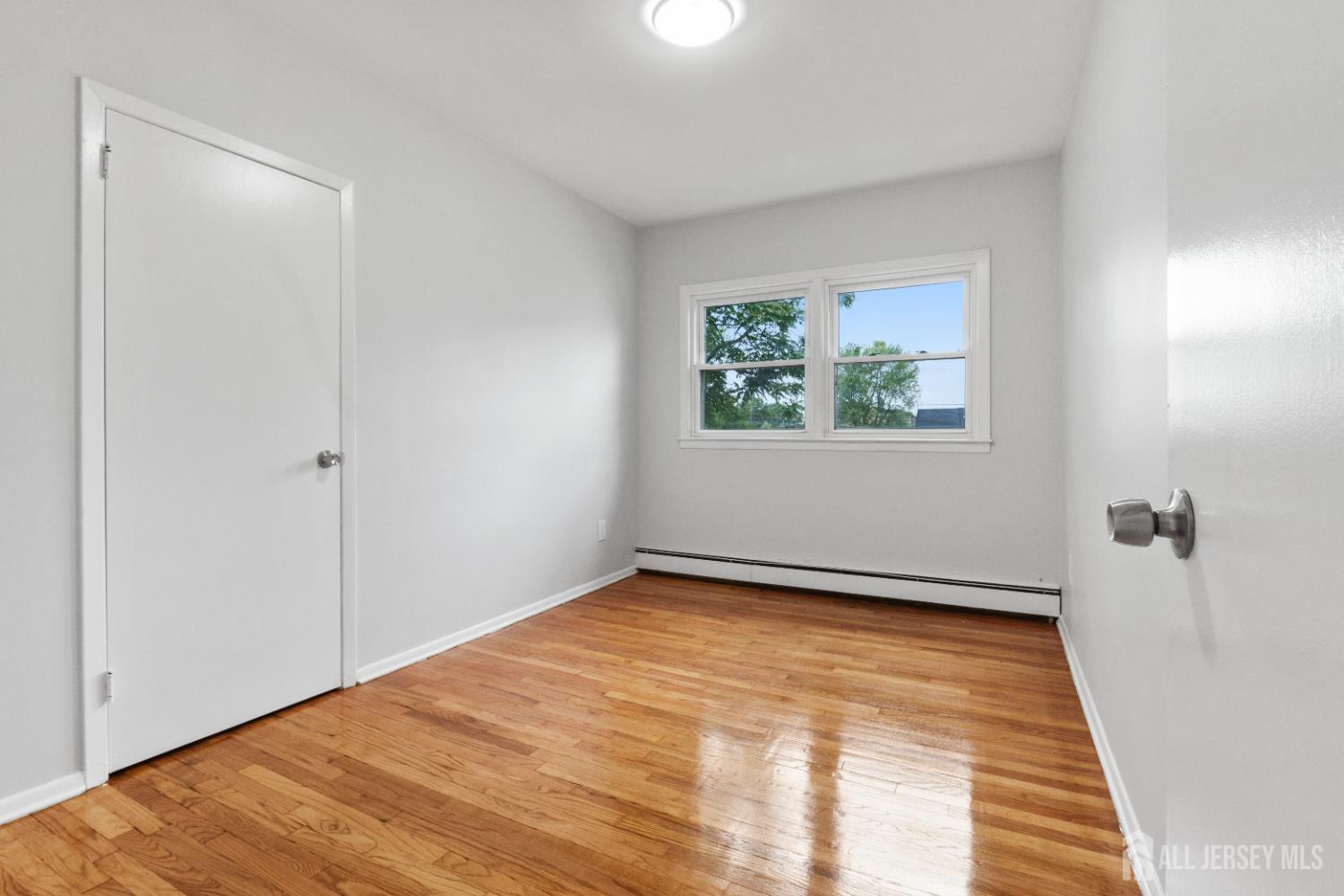 2063 Elizabeth Avenue