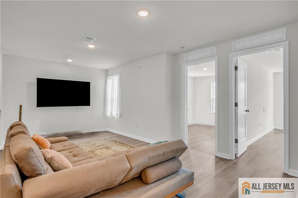 204 Honeysuckle Lane