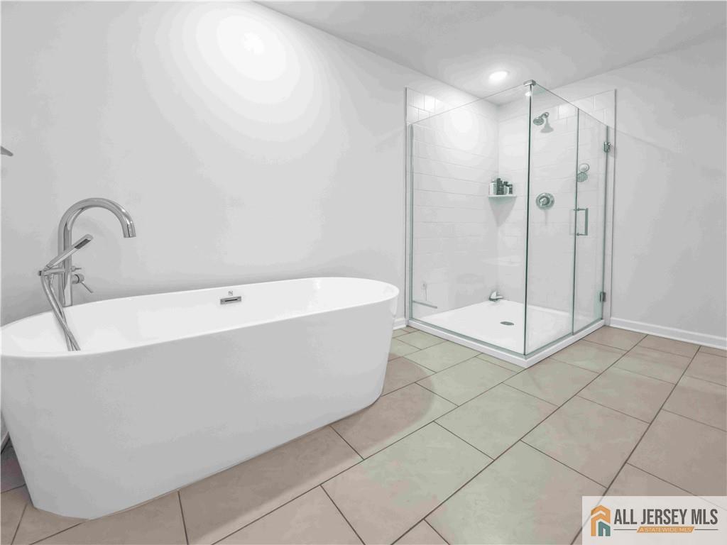 204 Honeysuckle Lane