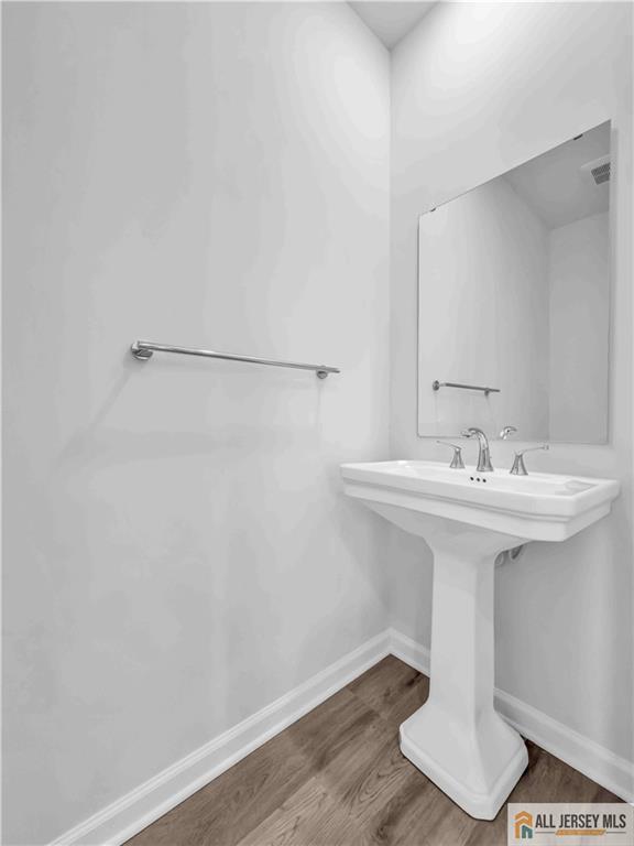 204 Honeysuckle Lane