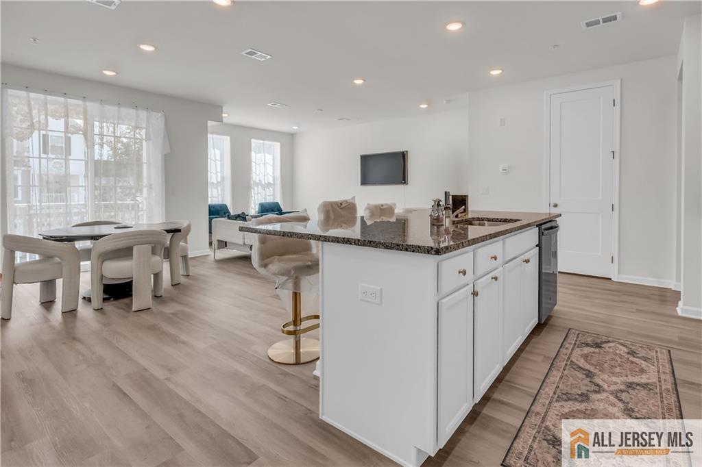 204 Honeysuckle Lane