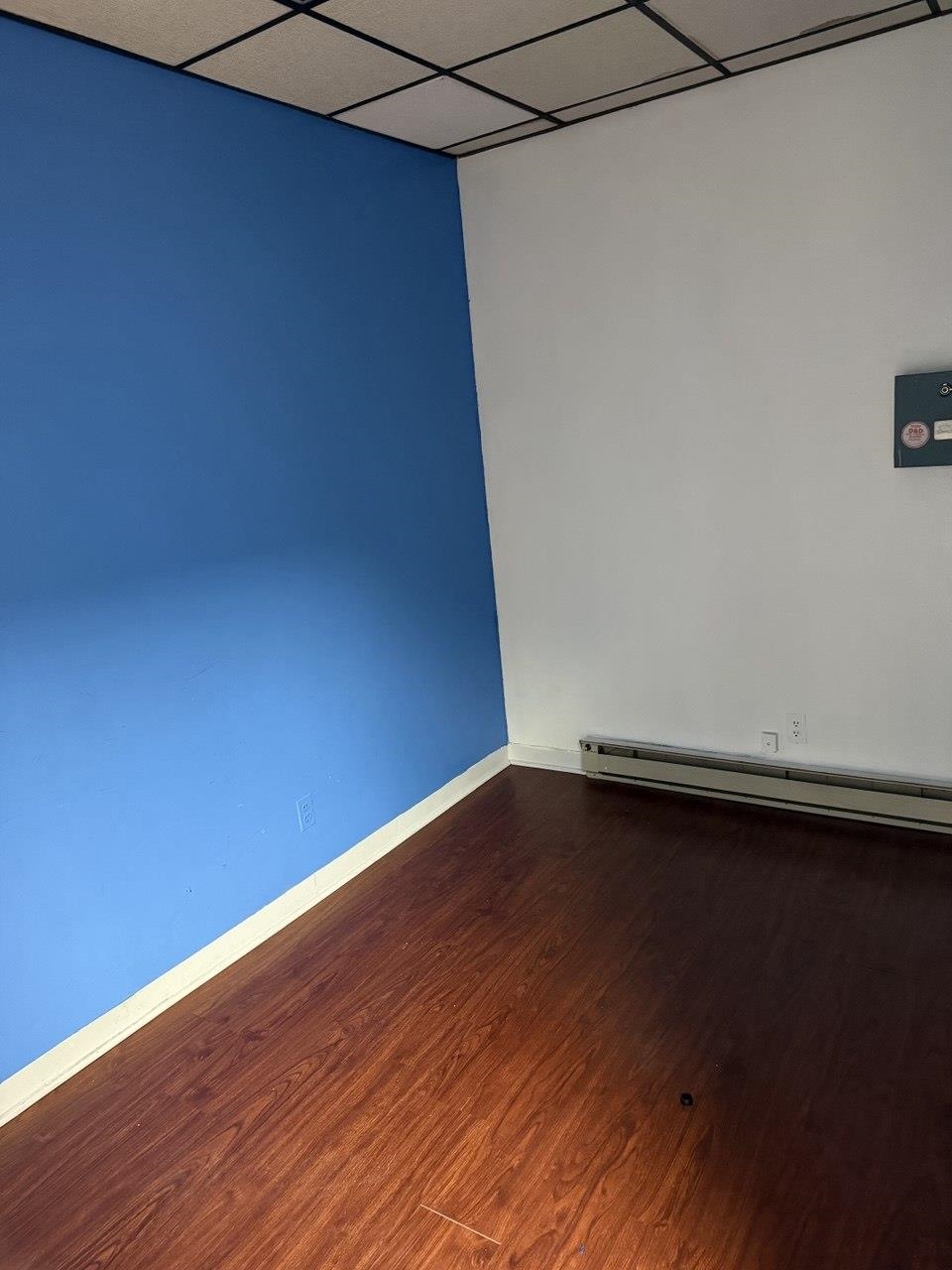 4715 BERGENLINE AVE Unit: 4