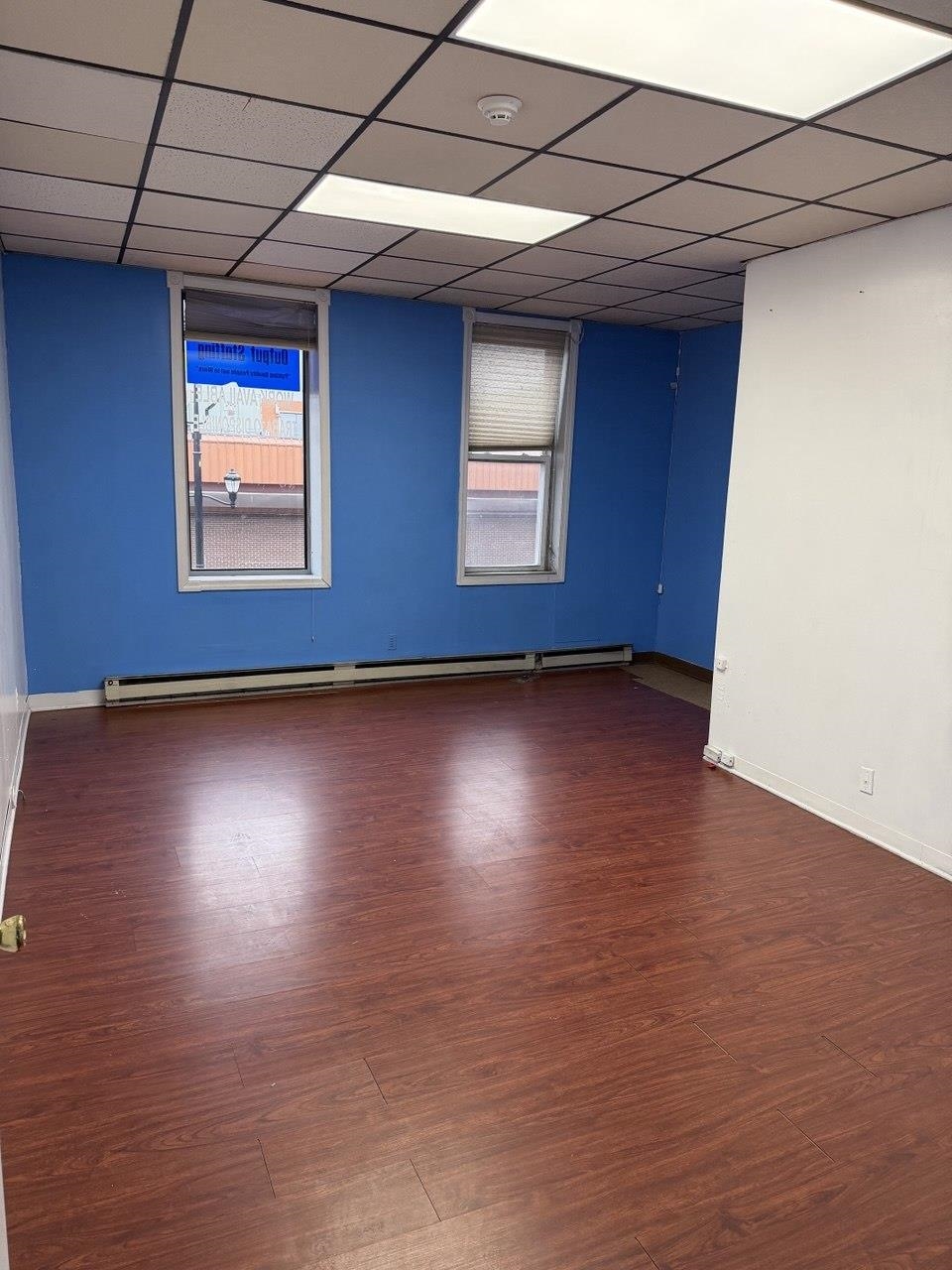 4715 BERGENLINE AVE Unit: 4