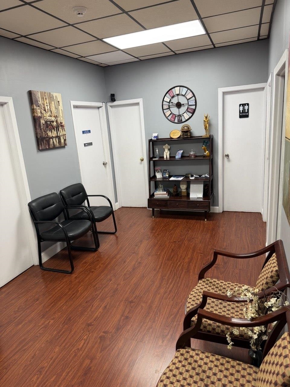 4715 BERGENLINE AVE Unit: 4