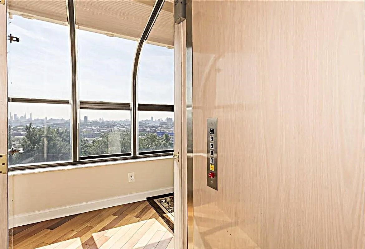 344 PATERSON PLANK RD Unit: PH