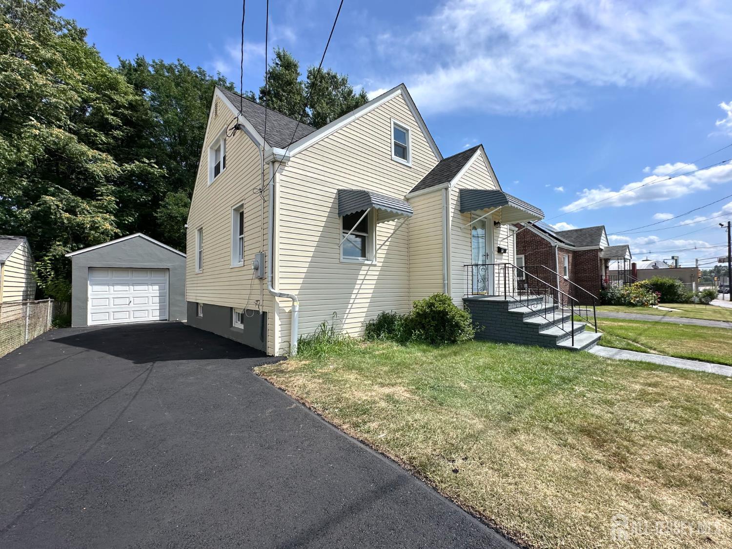 422 Crows Mill Road