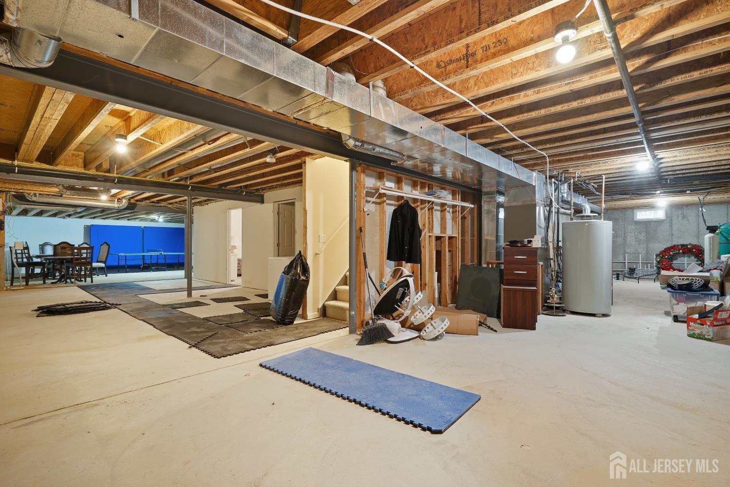 12 Risa Benjamin Way