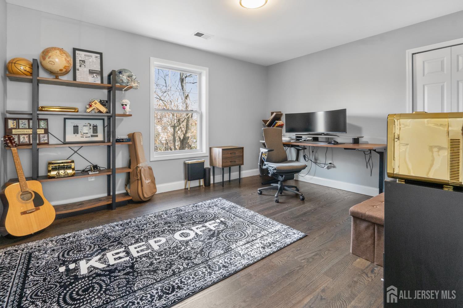 1515 Sherwood Boulevard