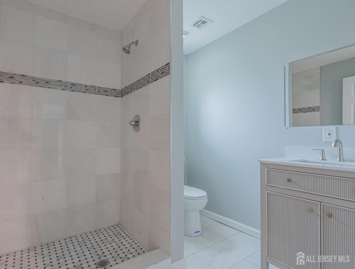 1515 Sherwood Boulevard