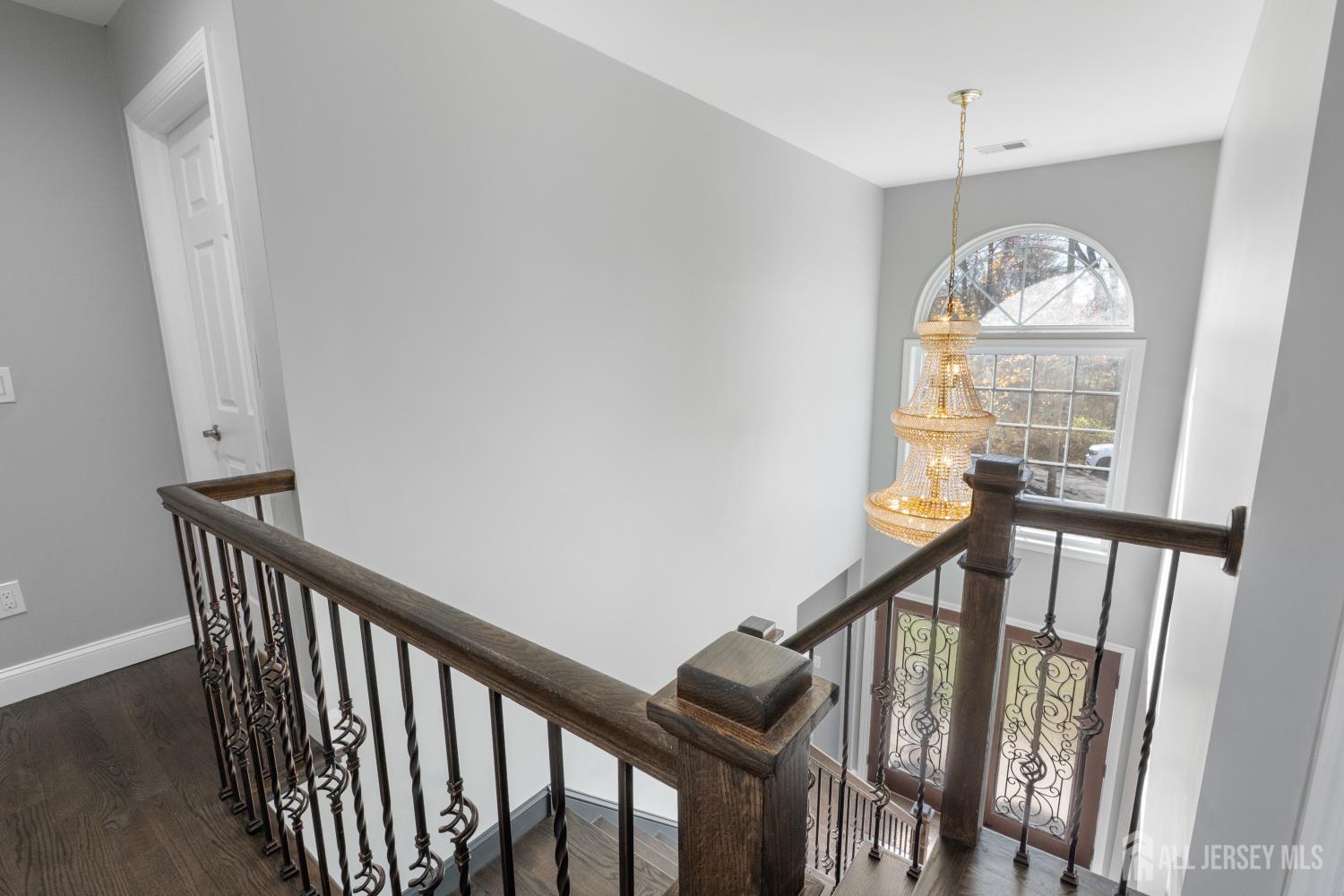 1515 Sherwood Boulevard