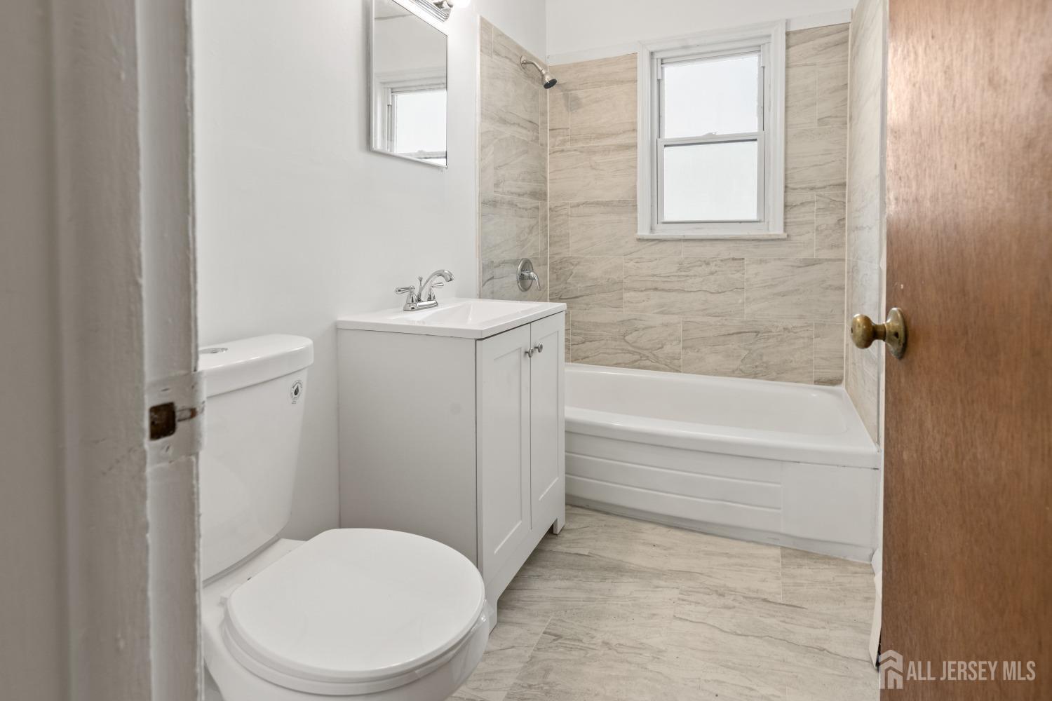 2063 Elizabeth Avenue # 7