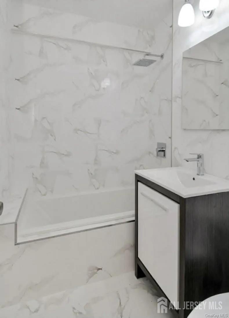77 W 55th Street # 15H