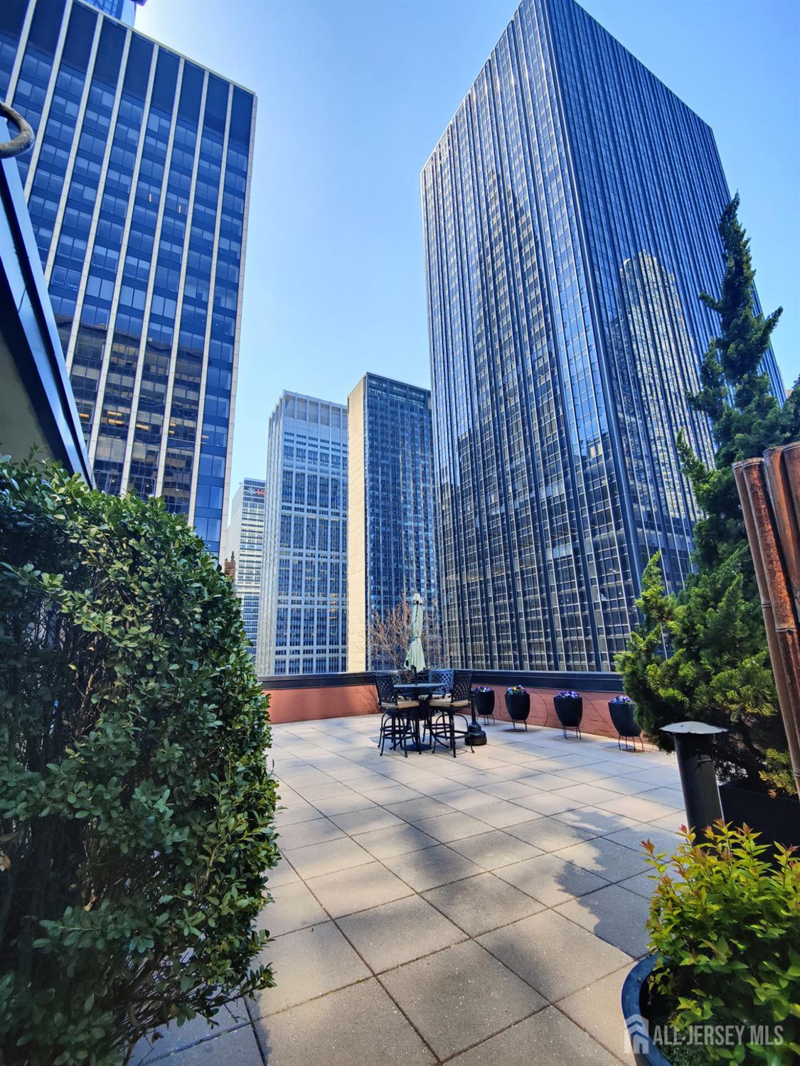 77 W 55th Street # 15H