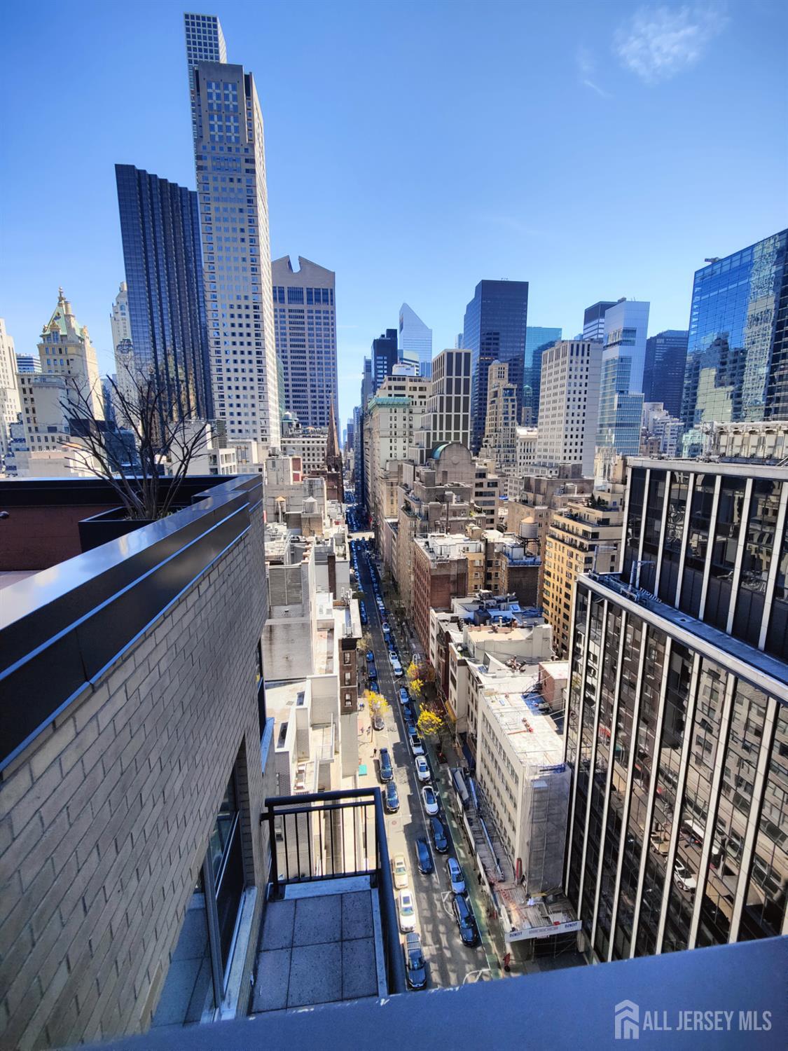 77 W 55th Street # 15H