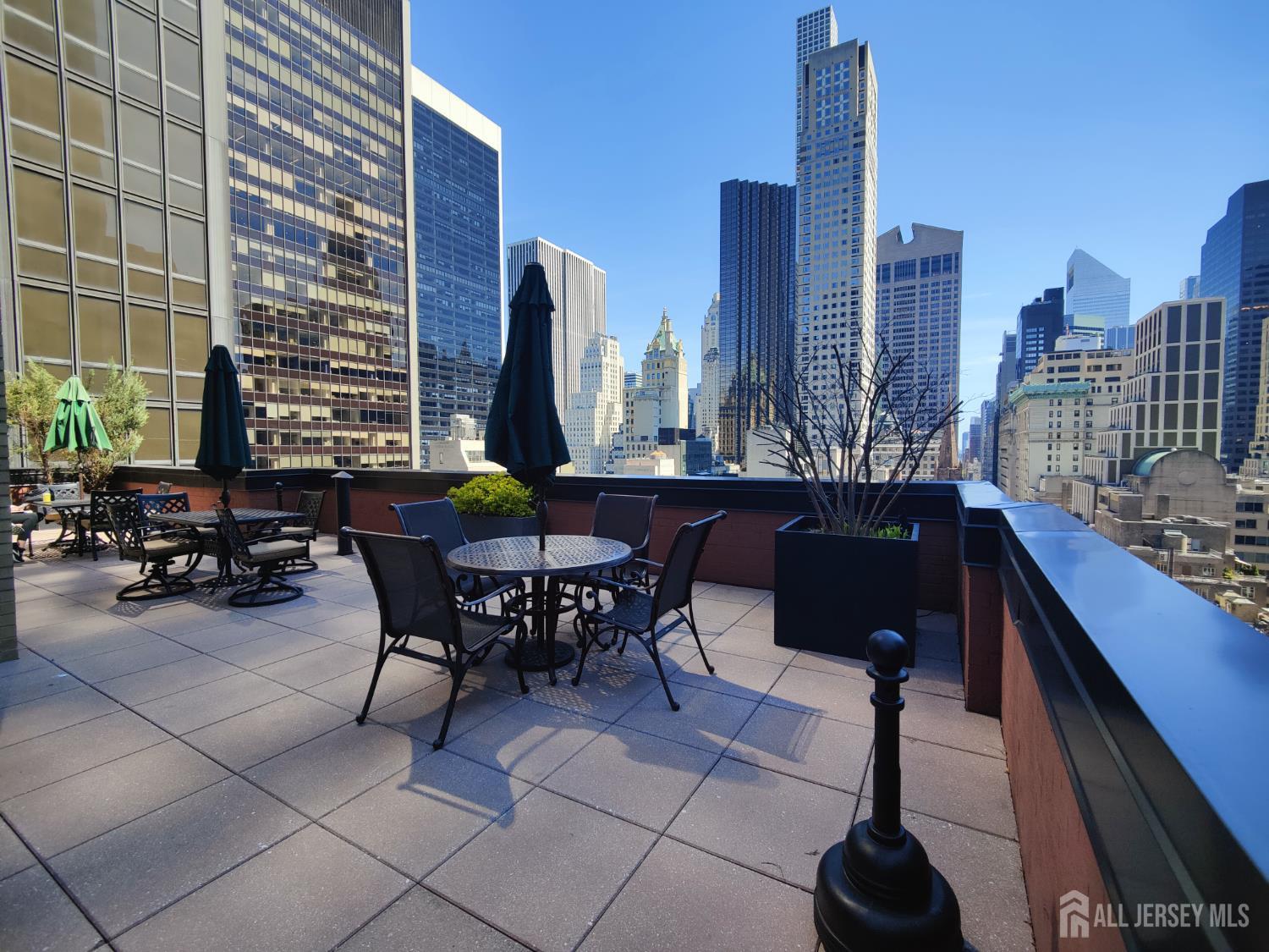 77 W 55th Street # 15H