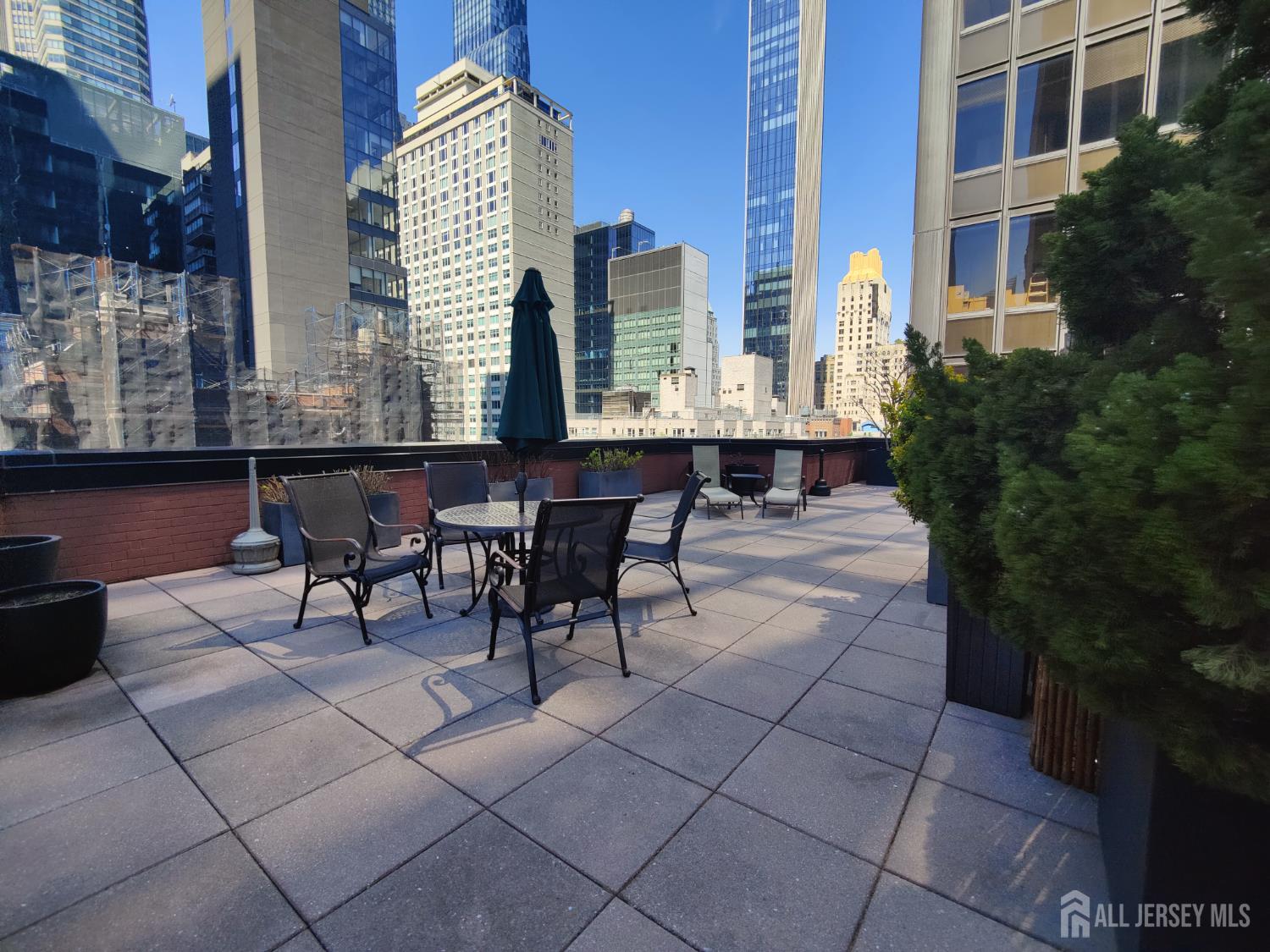 77 W 55th Street # 15H
