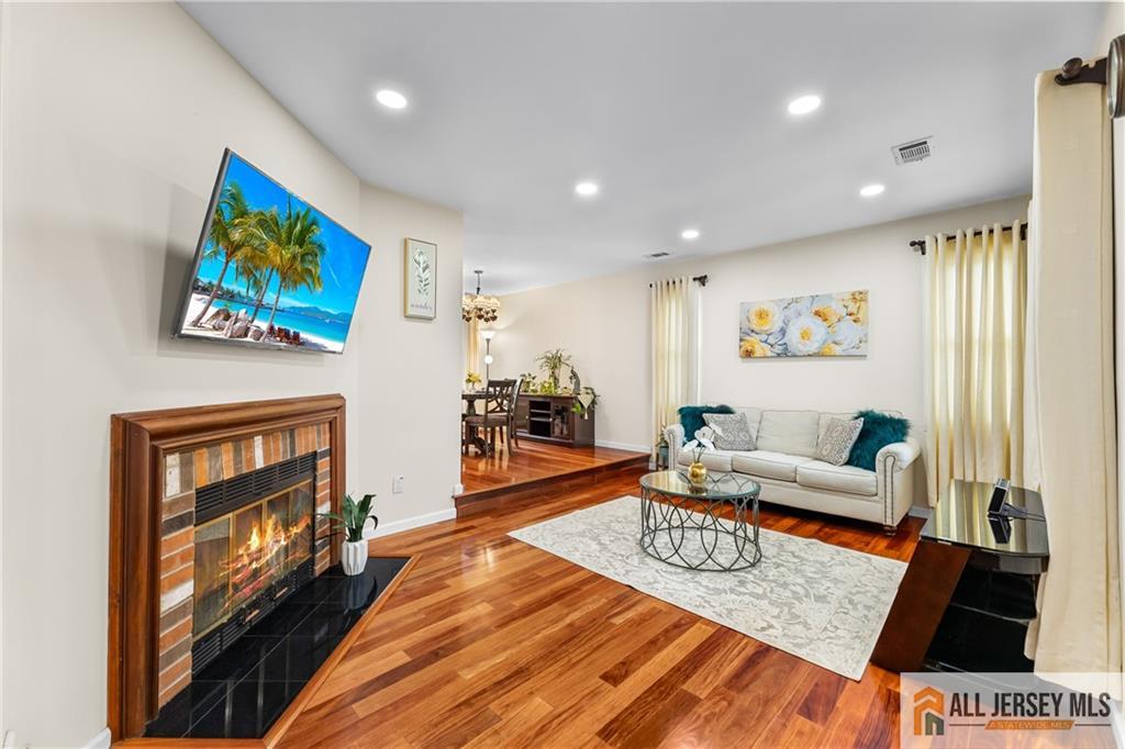 67 Woodbrooke Drive