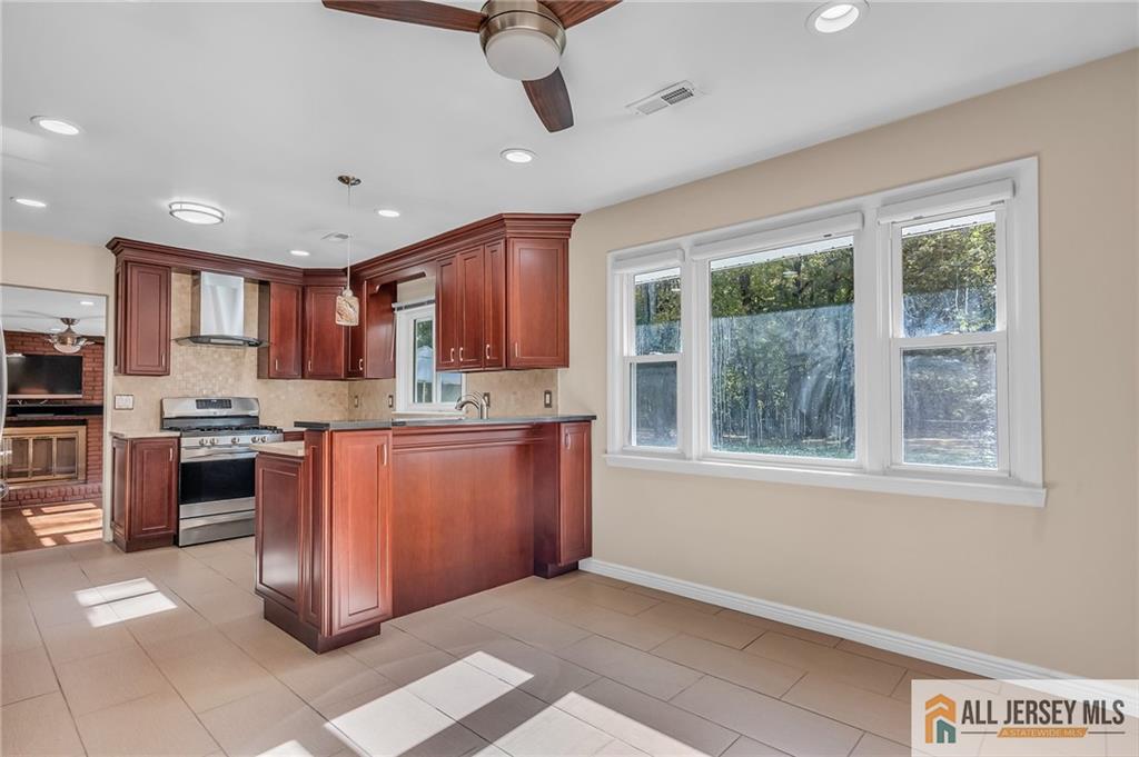 107 Finnegans Lane, South Brunswick