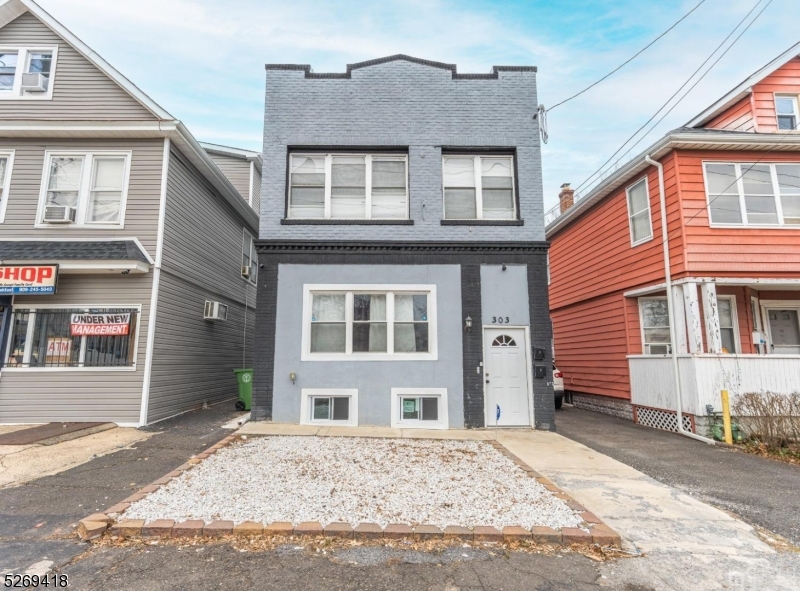 303 E 9Th Ave