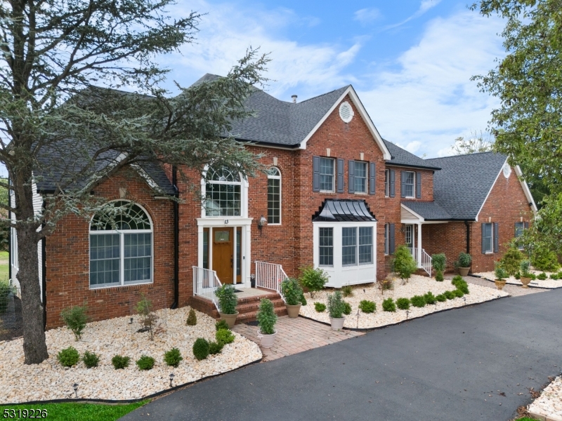 13 Steeple Dr 13