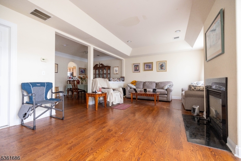 1407 Barnhardt Ln