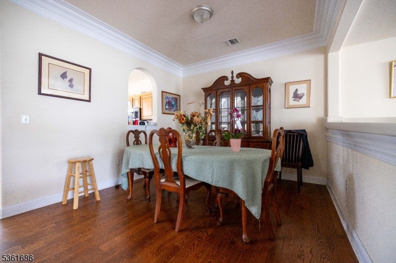 1407 Barnhardt Ln