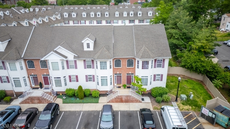 1407 Barnhardt Ln