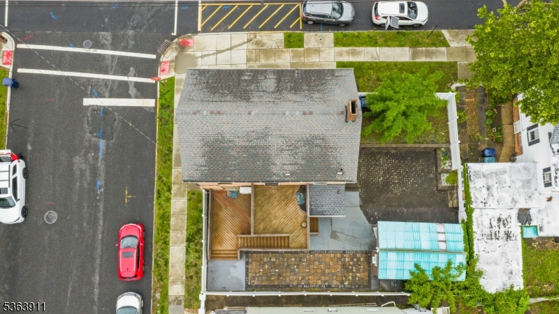386 High St