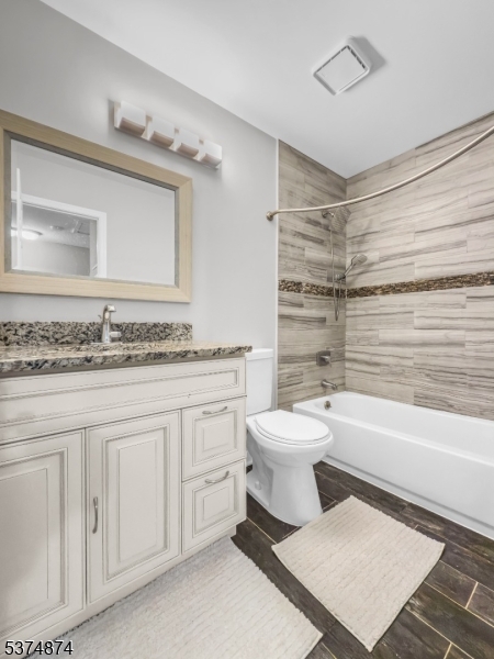 83 Pear Tree Ln