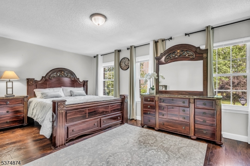 83 Pear Tree Ln