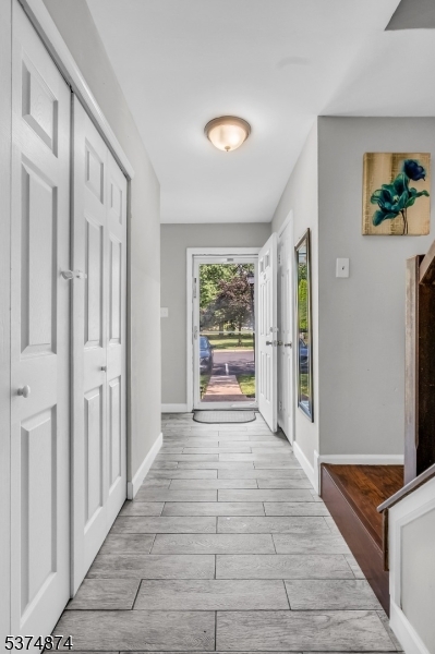 83 Pear Tree Ln