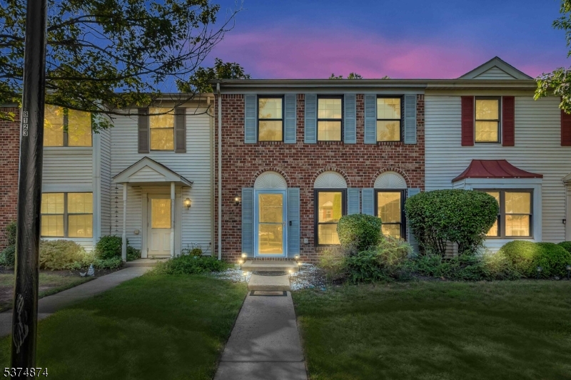 83 Pear Tree Ln