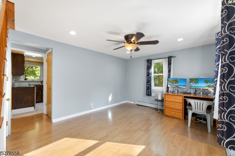 14 Valley View Rd