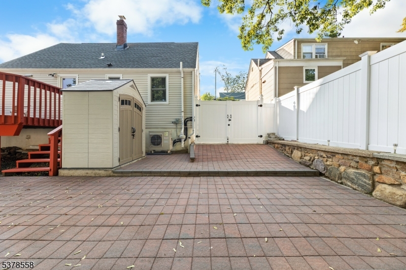 14 Valley View Rd