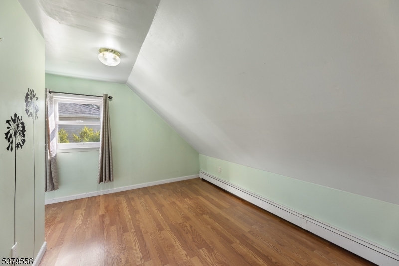14 Valley View Rd