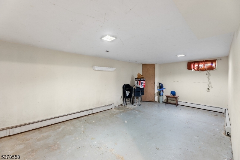 14 Valley View Rd