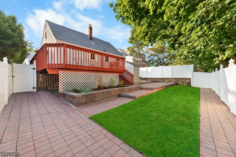 14 Valley View Rd