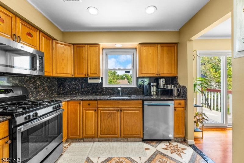 232 Evans Ave