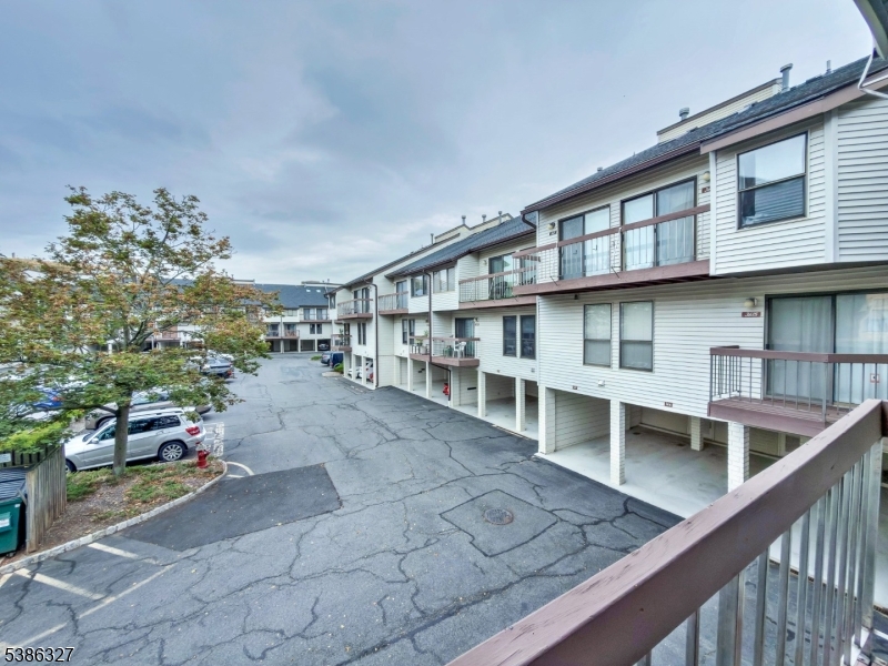3610 Royce Ct