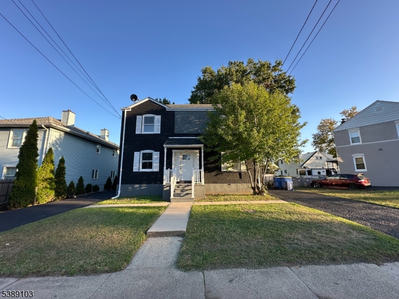 3 Edgewood Ter