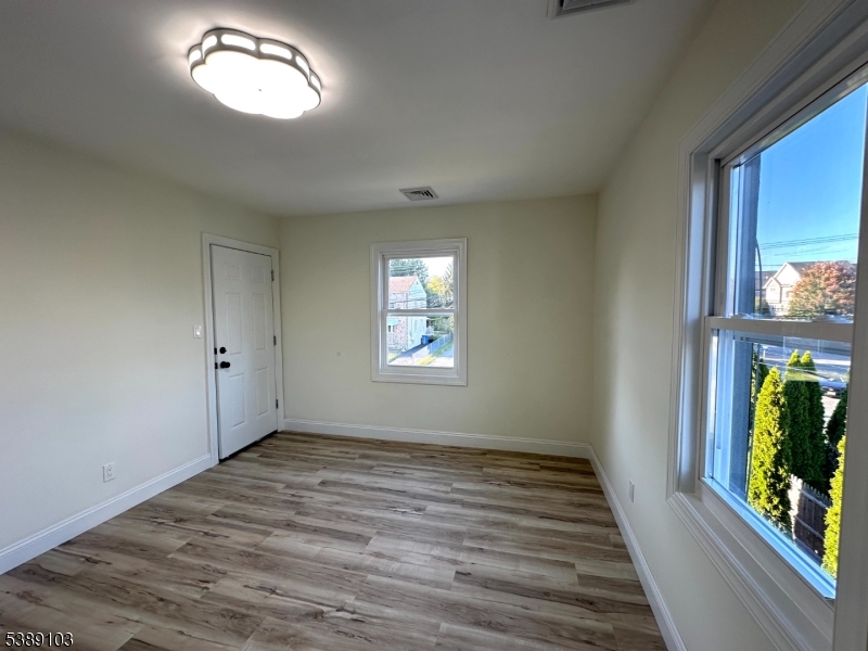 3 Edgewood Ter