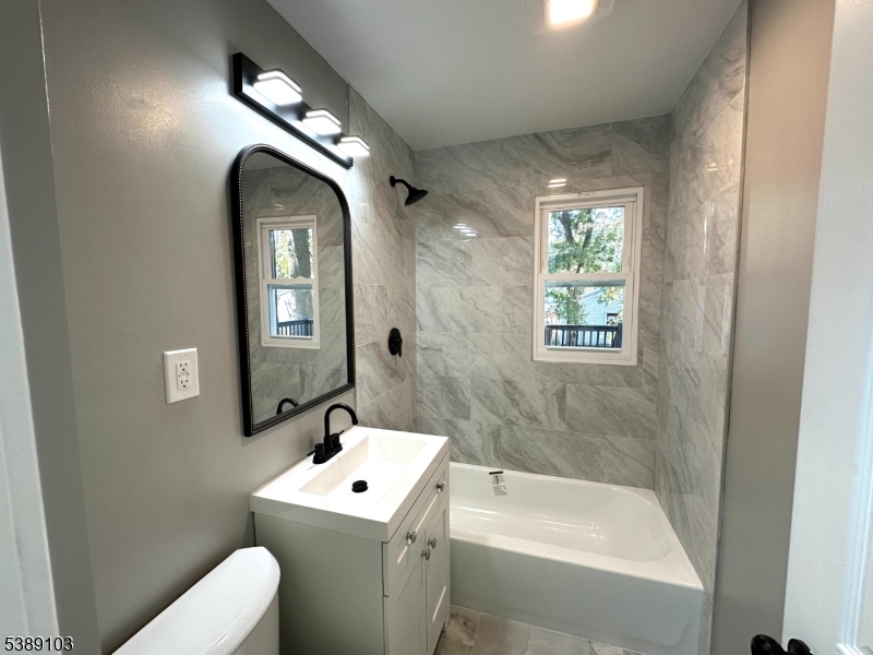 3 Edgewood Ter
