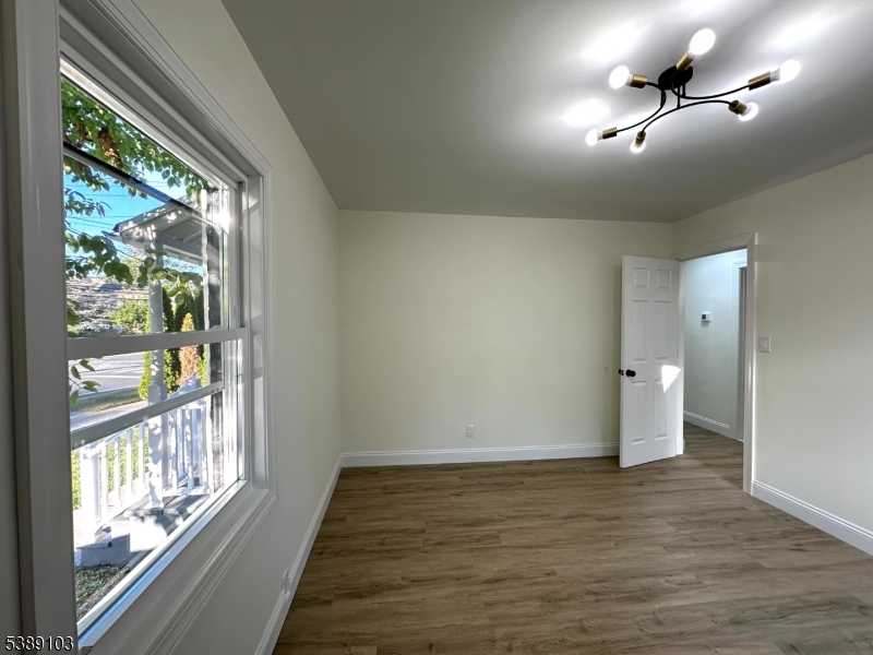 3 Edgewood Ter