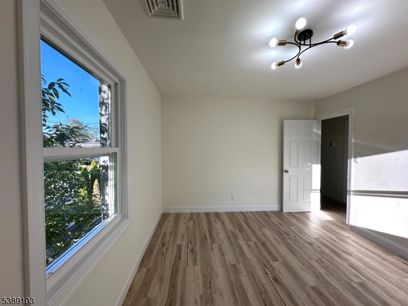 3 Edgewood Ter