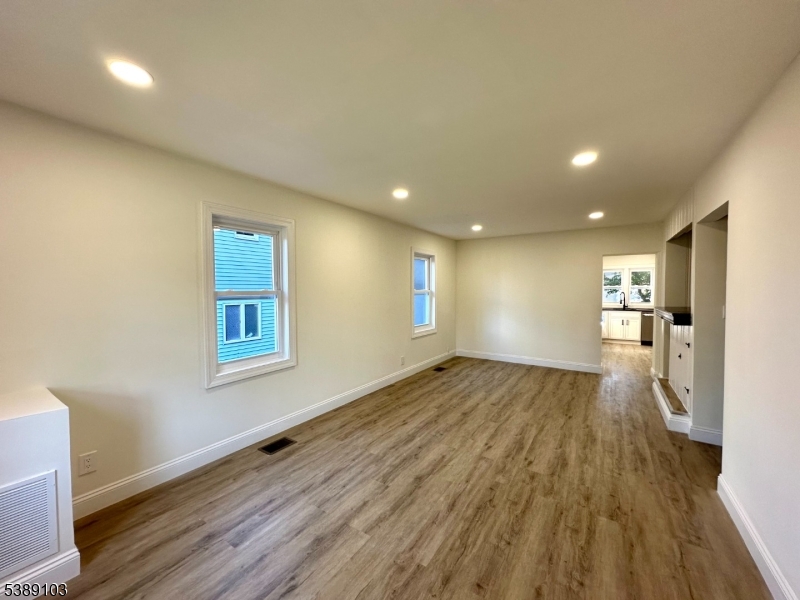 3 Edgewood Ter