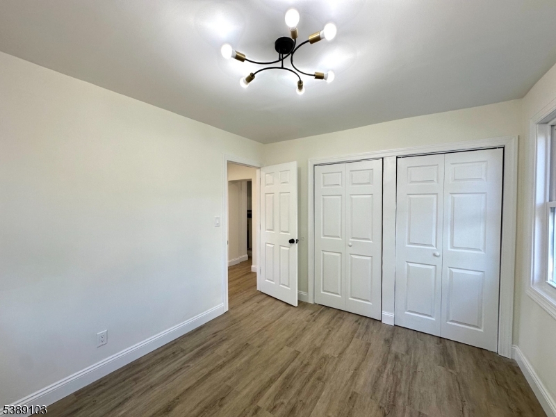 3 Edgewood Ter