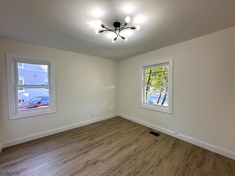 3 Edgewood Ter