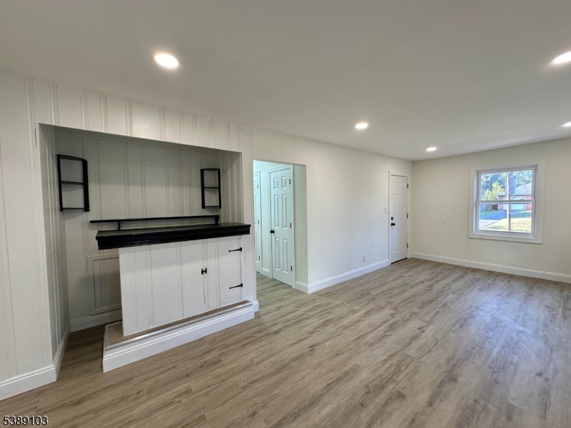3 Edgewood Ter