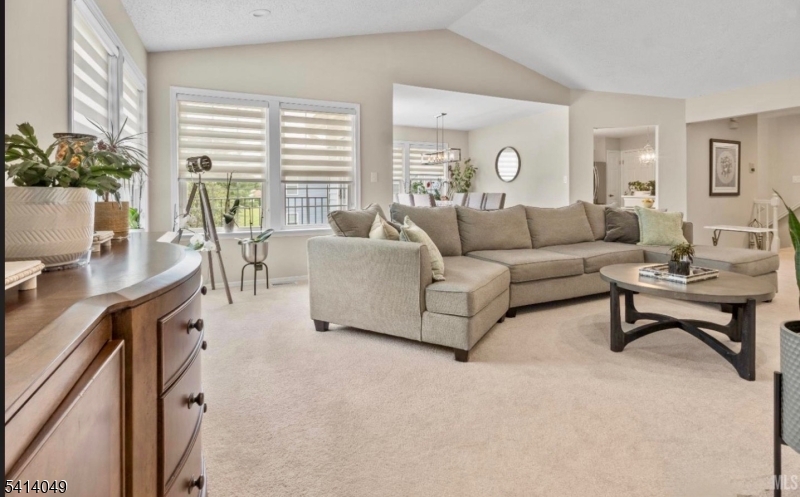 20C Dorchester Dr
